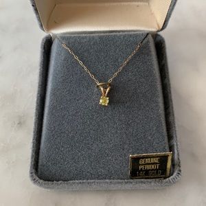 14k gold chain with Peridot Stone